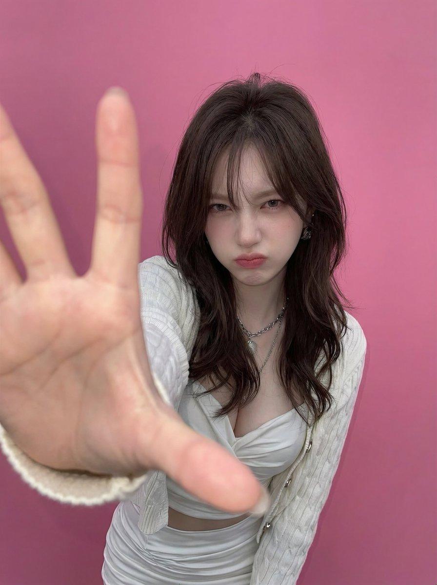 表情学习：奶凶